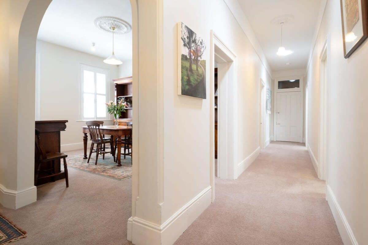 Vila Charming On Charles Launceston Exteriér fotografie